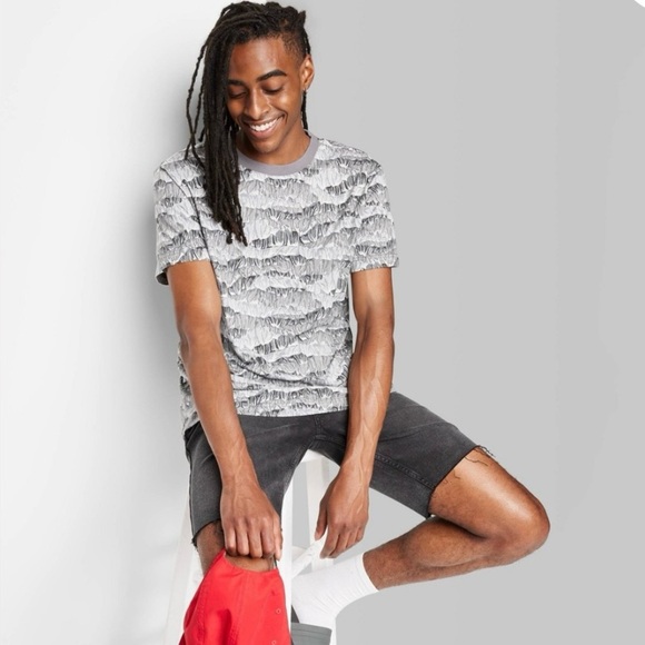 Original Use Other - NWT Men’s Adult Original Use Relaxed Fit Short Sleeve T-Shirt